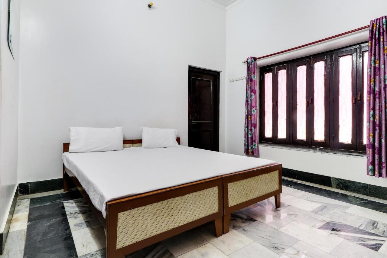 Hotel O Hanuman Bagh Ayodhya Buitenkant foto