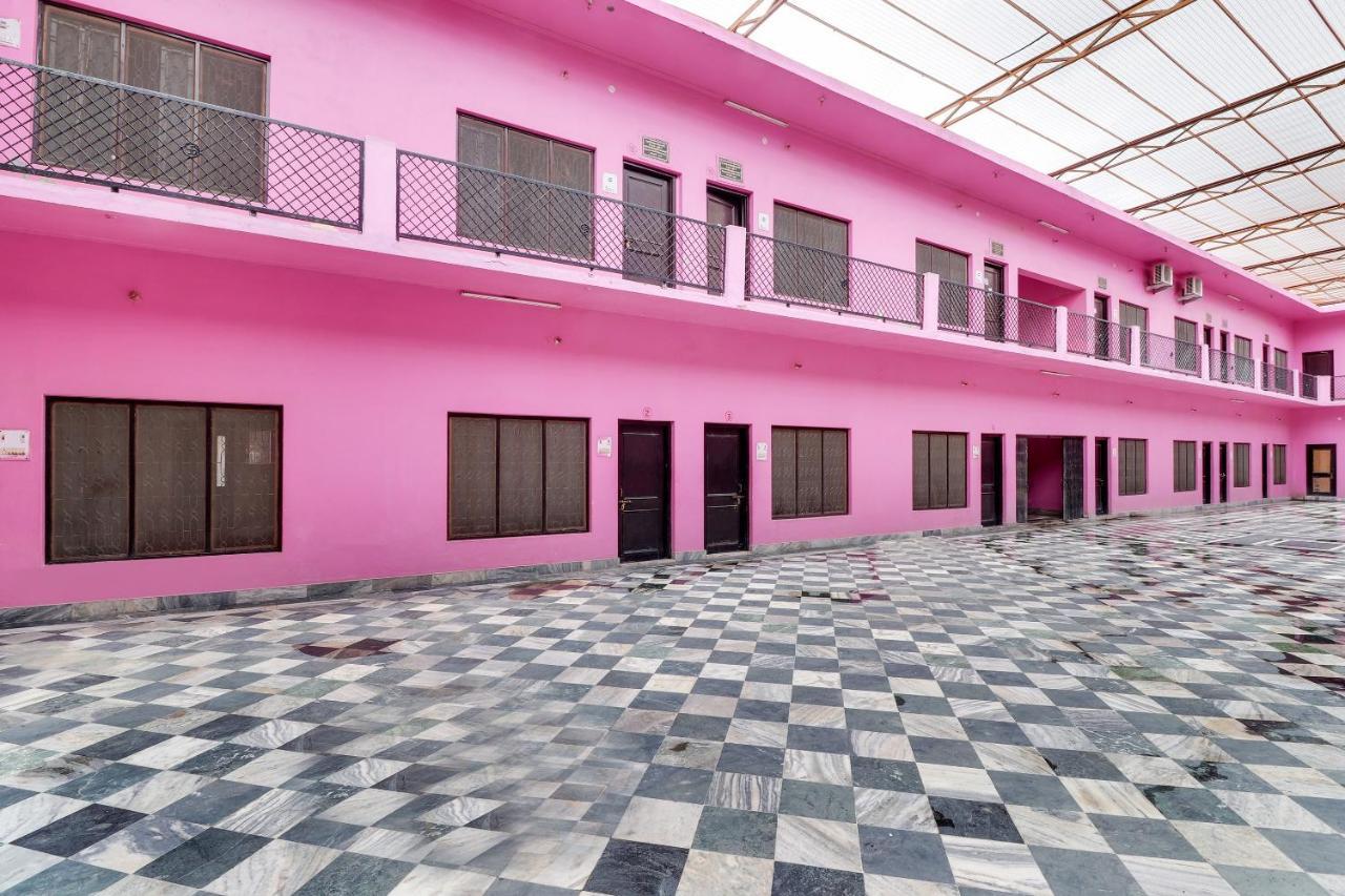 Hotel O Hanuman Bagh Ayodhya Buitenkant foto